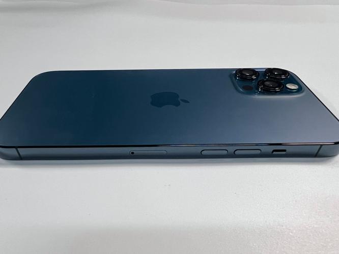 iPhone 12 ProPro Max曝光：10bit超视网膜屏、6+128GB起步