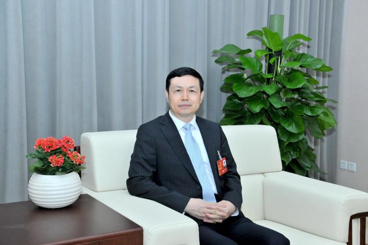 中国移动董事长杨杰:算启新程 智享未来