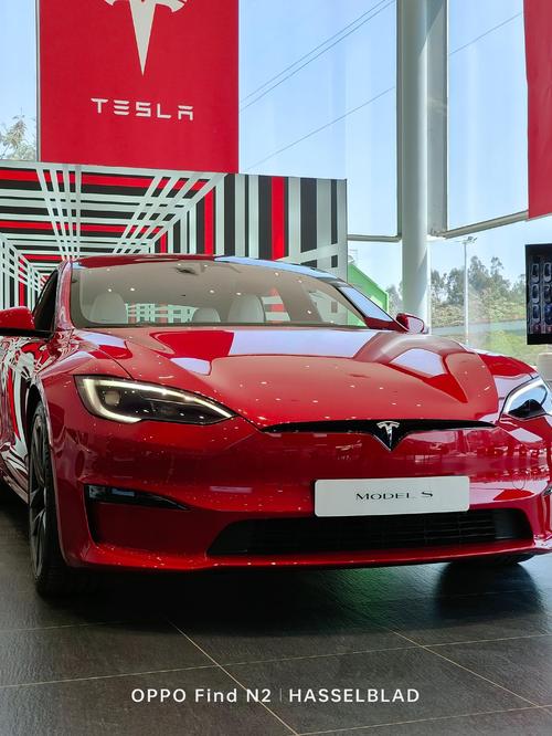 特斯拉Model S Plaid高性能版谍照再曝光 2秒内即破百