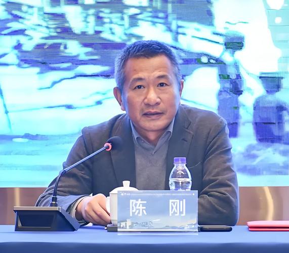 突发！MIT知名华人教授陈刚被捕！