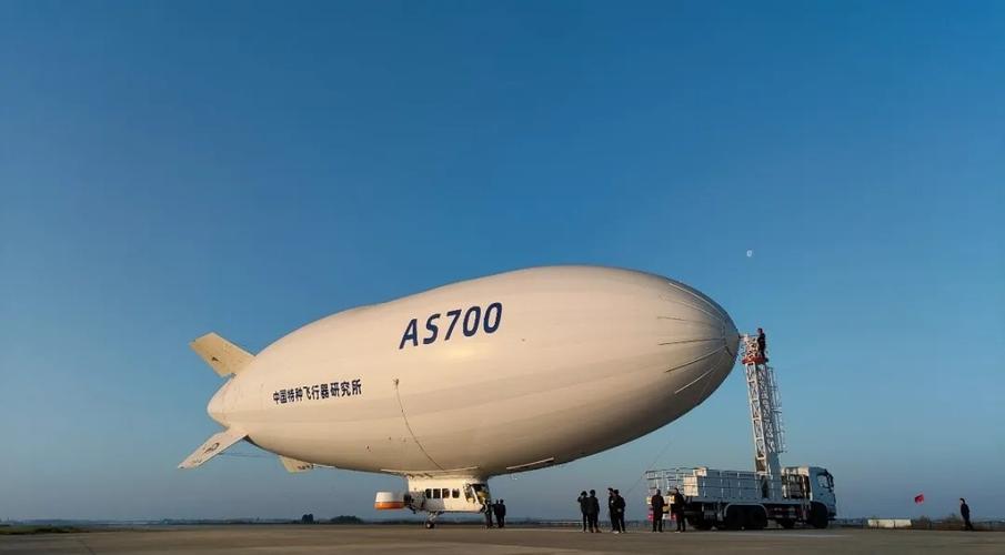 上海研制的载人飞行器首飞测试成功，争取三年后取得适航认证