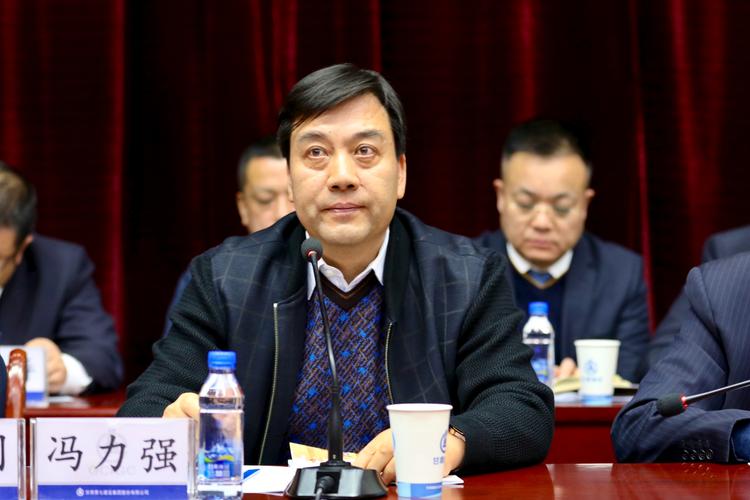 金隅集团：郑宝金辞任董事会秘书职务 张建锋获聘任