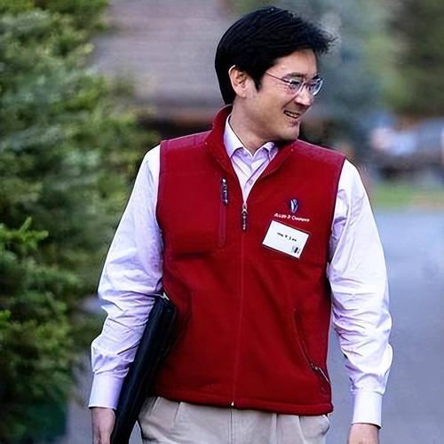 韩联社:三星掌门人李在镕获刑2年半 当庭被捕