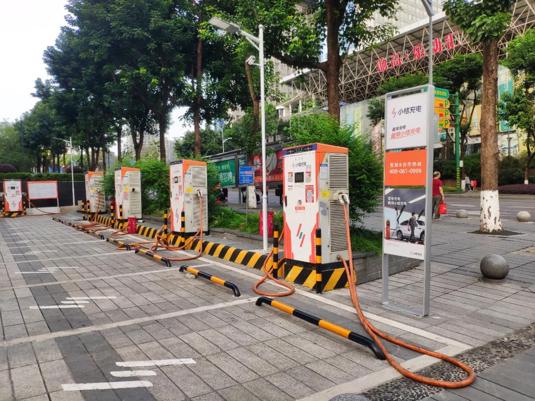 我国新能源汽车数量约占全球一半 累计建设充电桩187万个