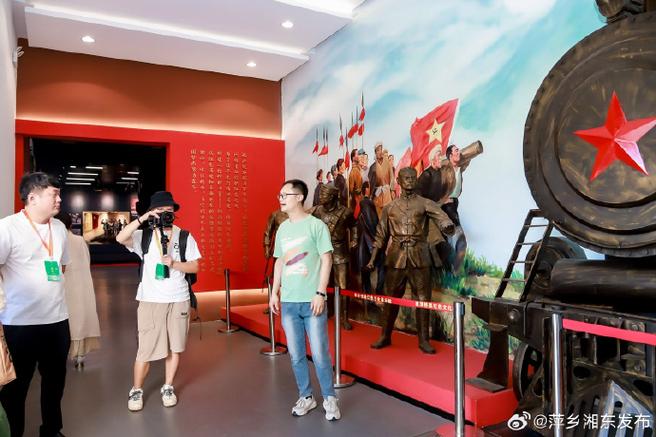 红色沃土涌动文旅热潮