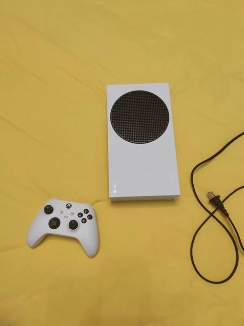 微软最小游戏主机Xbox Series S来了，你会买吗？
