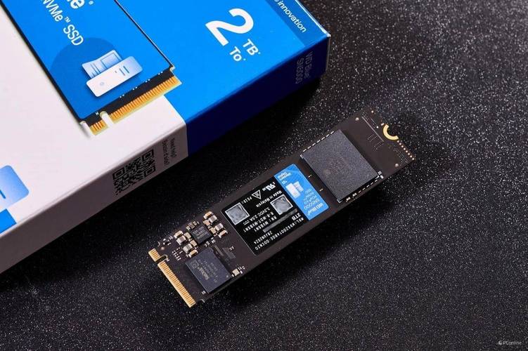 绿芯开始出货工业级2TB NVMe 固态硬盘