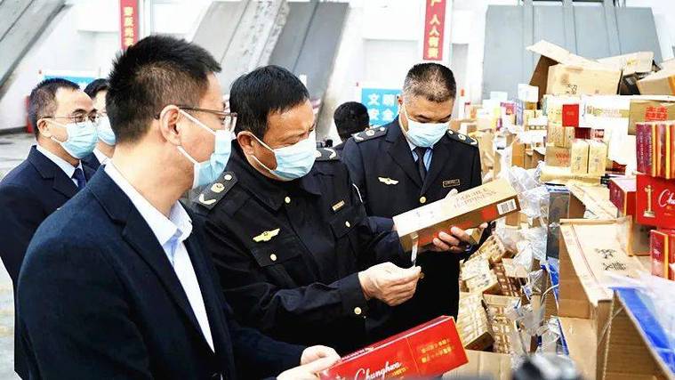 市场监管总局:重拳打击假冒伪劣等产品质量违法行为