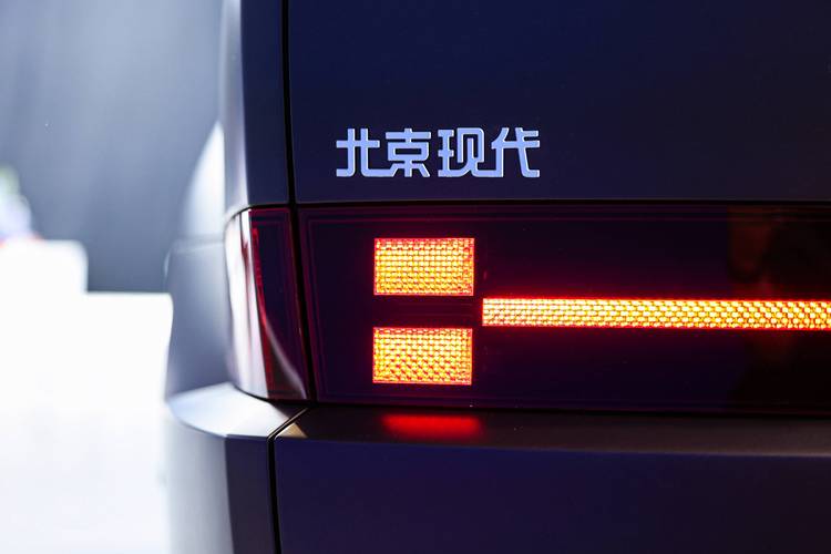 现代汽车确认计划增持其在四川现代的股份