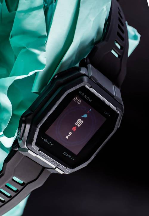自带抗造“铠甲” 华米Amazfit Ares评测：70种运动模式能玩90天的户外神器
