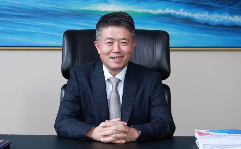 中纪委最新通报!山东证监局原局长冯鹤年被查!这家券商董事长、总裁同时空缺 接任者谁?