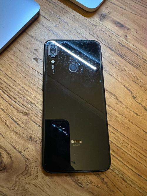 雷军发技术贴科普手机相机优劣:红米Note 7“碾压”荣耀竞品